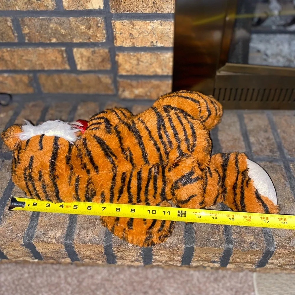 Dan Dee Collector’s Choice, Hearts Embellishments. Tiger Stuffed Animal Plush - Picture 5 of 6